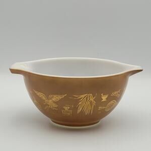 Vintage Pyrex Cinderella Mixing Bowl Early American 1 1/2 Pint #441